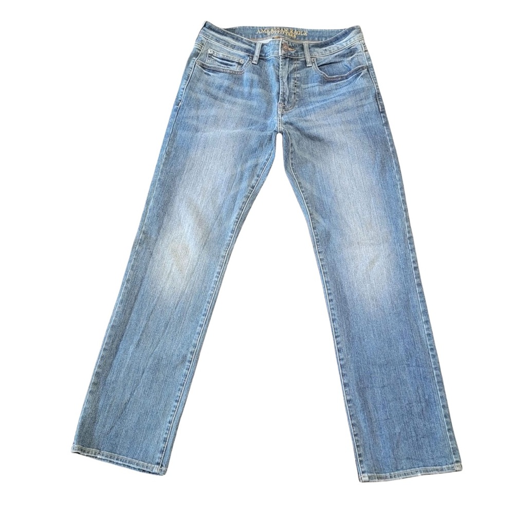 American Eagle denim jeans.      B1